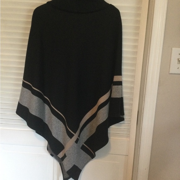 Joseph Ribkoff Cape, One Size, Black - Picture 4 of 7